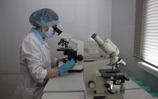 Microhelminthoscopie kan parasieten in de ontlasting detecteren